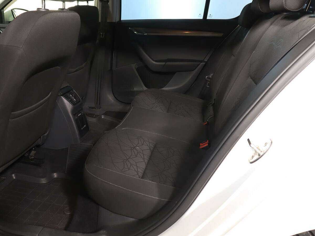 Skoda Octavia 2019 года с пробегом. Фото: #8