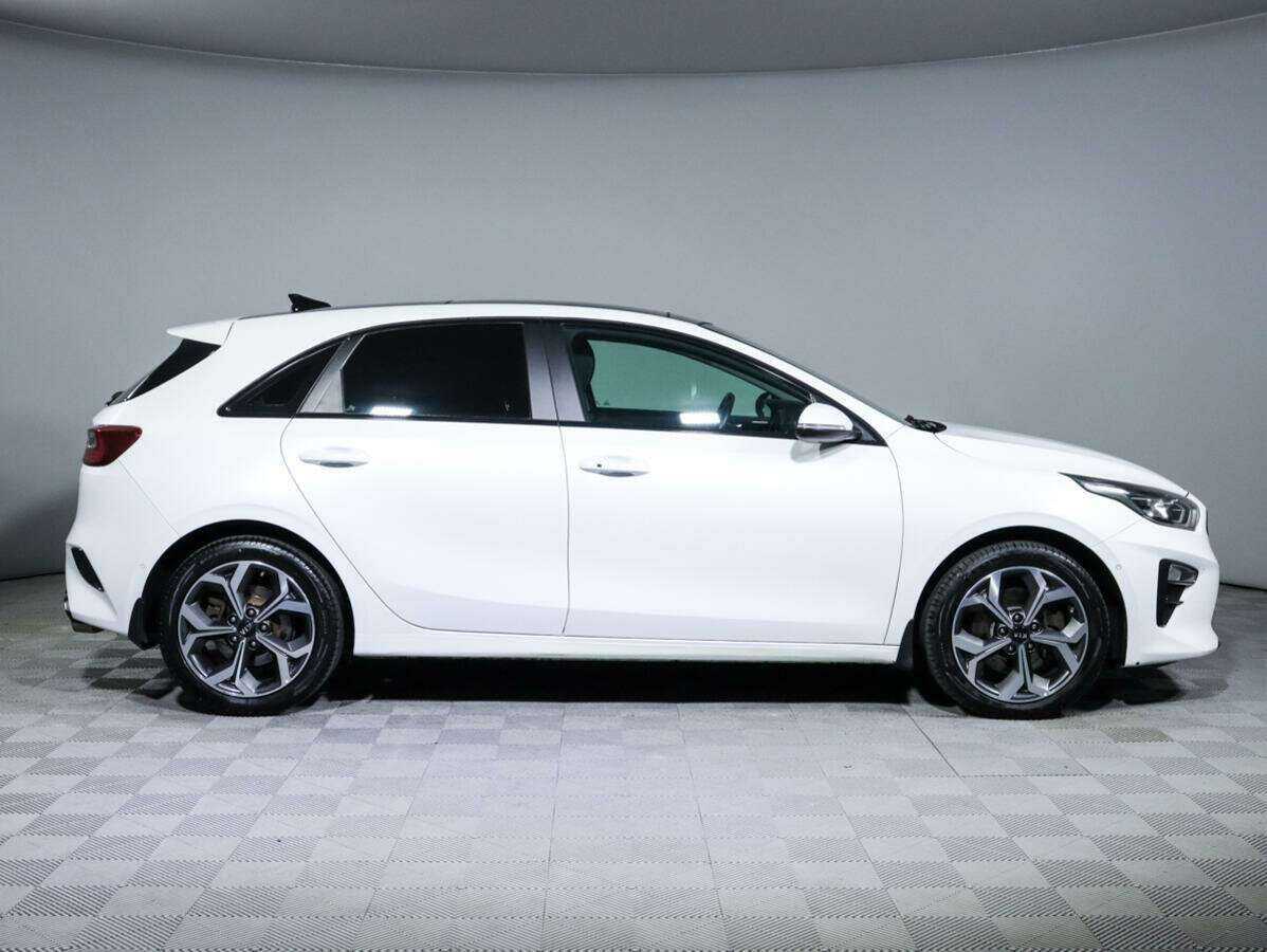 Б/У Киа Сид 2018 года. Фото: #3