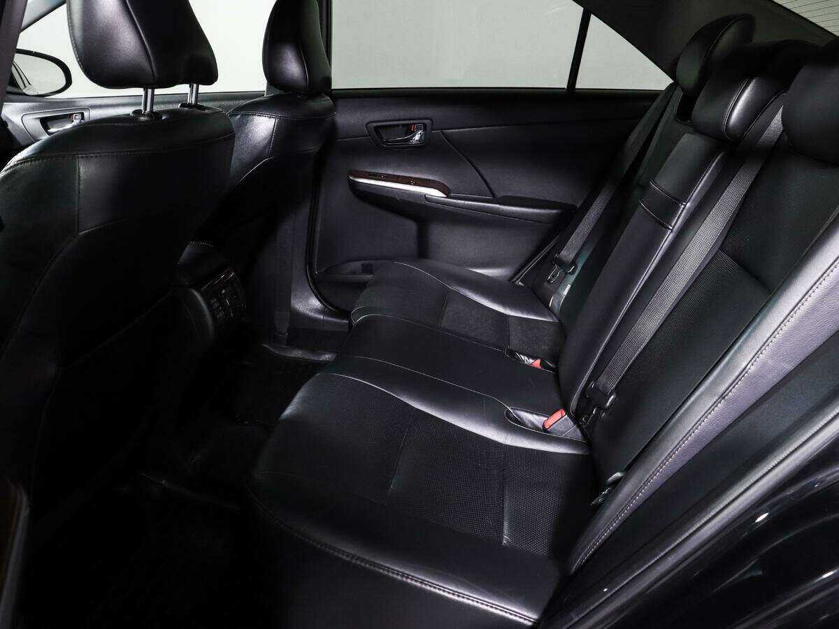 Б/У Тойота Камри 2012 года. Фото: #7