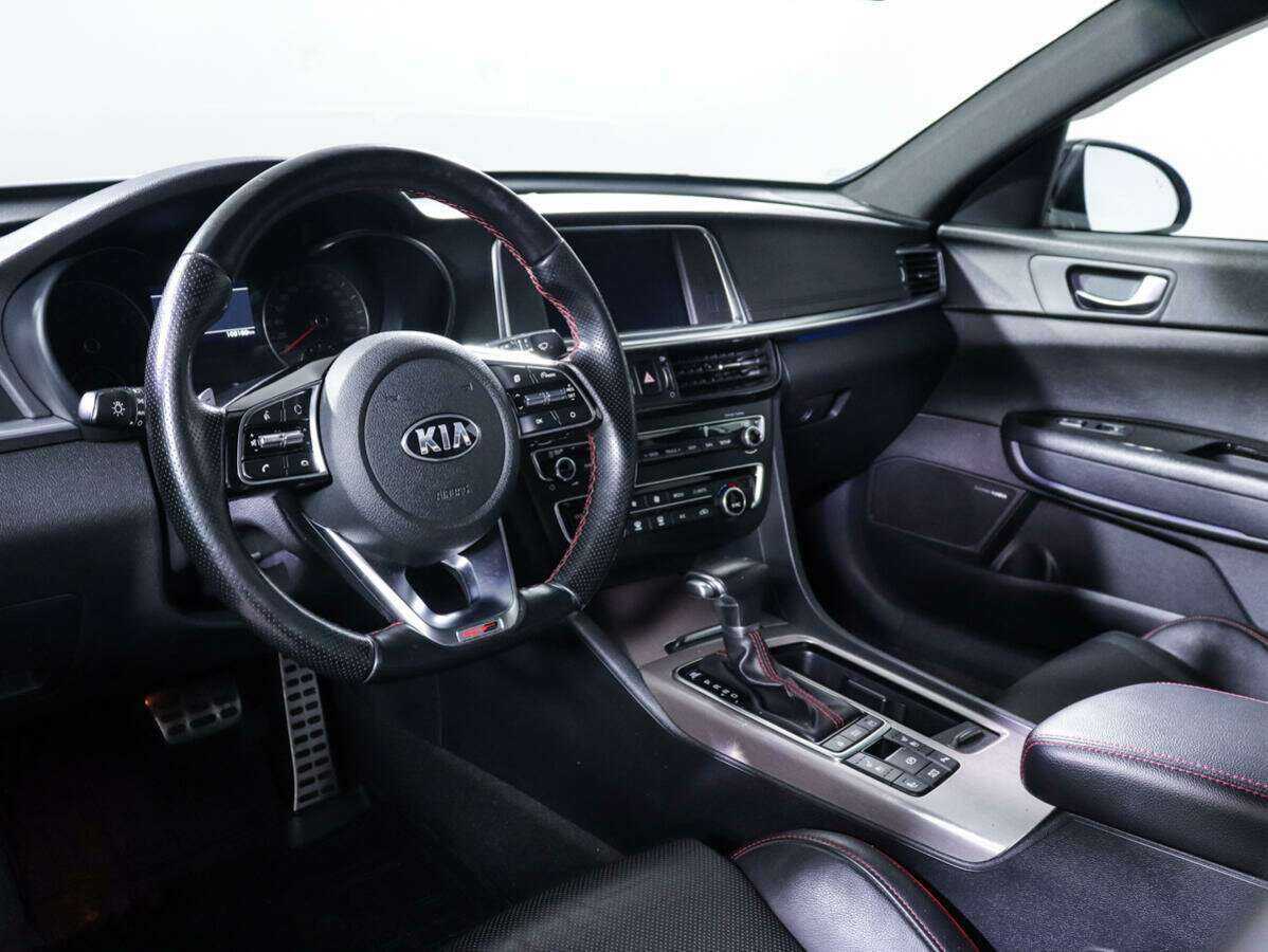 Б/У Киа Оптима 2019 года. Фото: #13