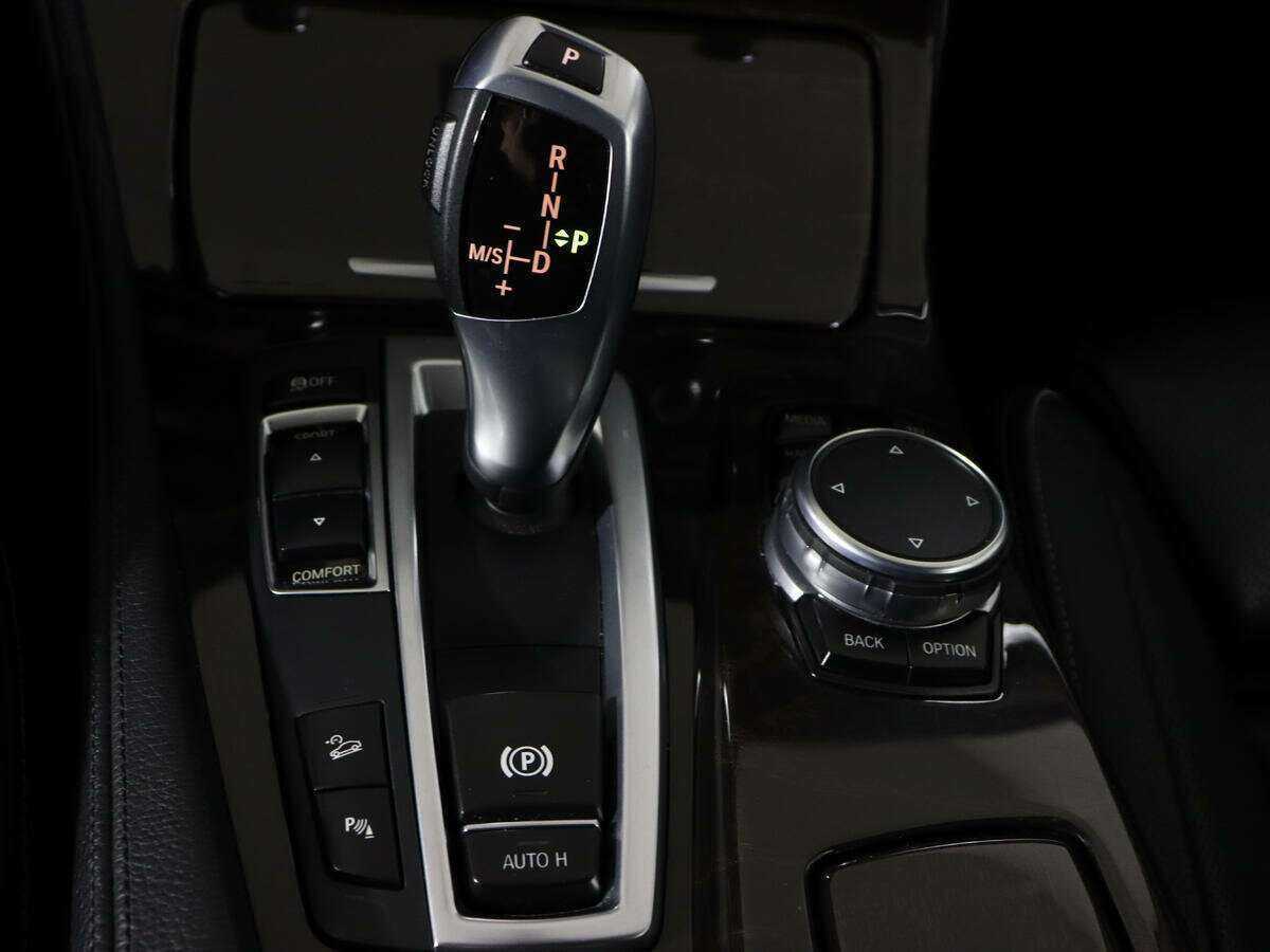 BMW 5 серии 2015 года с пробегом. Фото: #19
