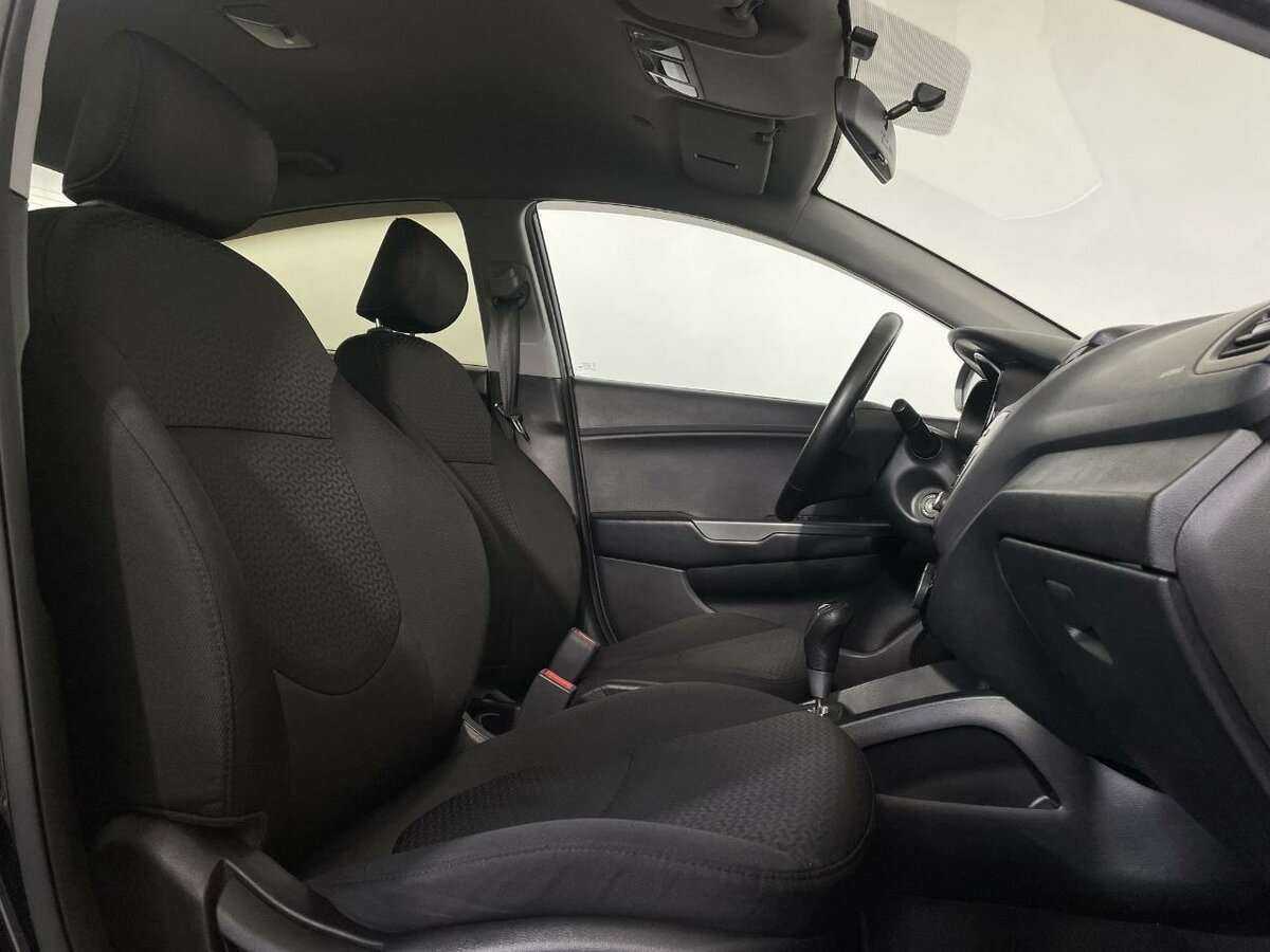 Kia Rio 2017 года с пробегом. Фото: #12