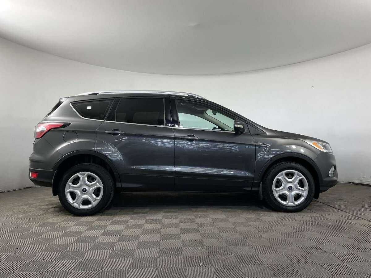Ford Kuga 2017 года с пробегом. Фото: #3