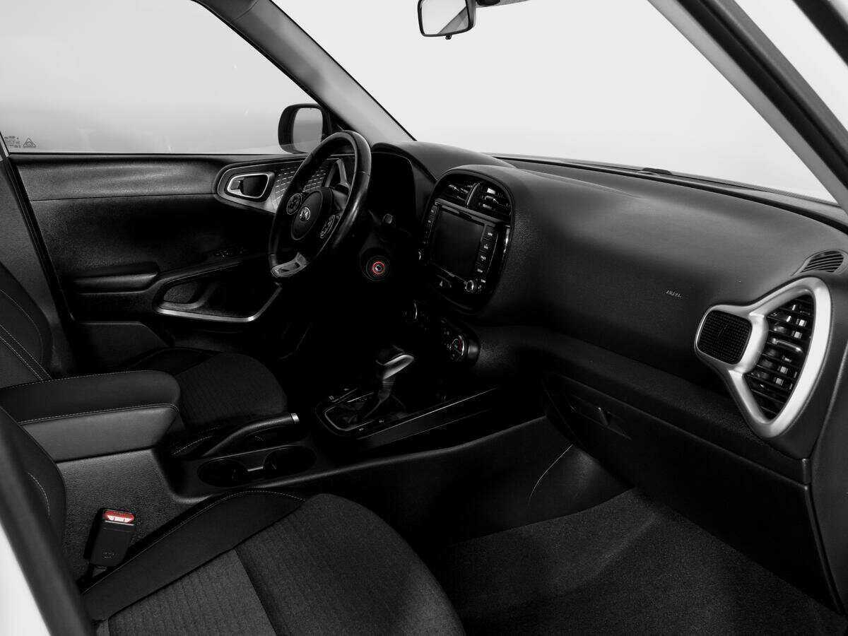 Б/У Киа Соул 2021 года. Фото: #8