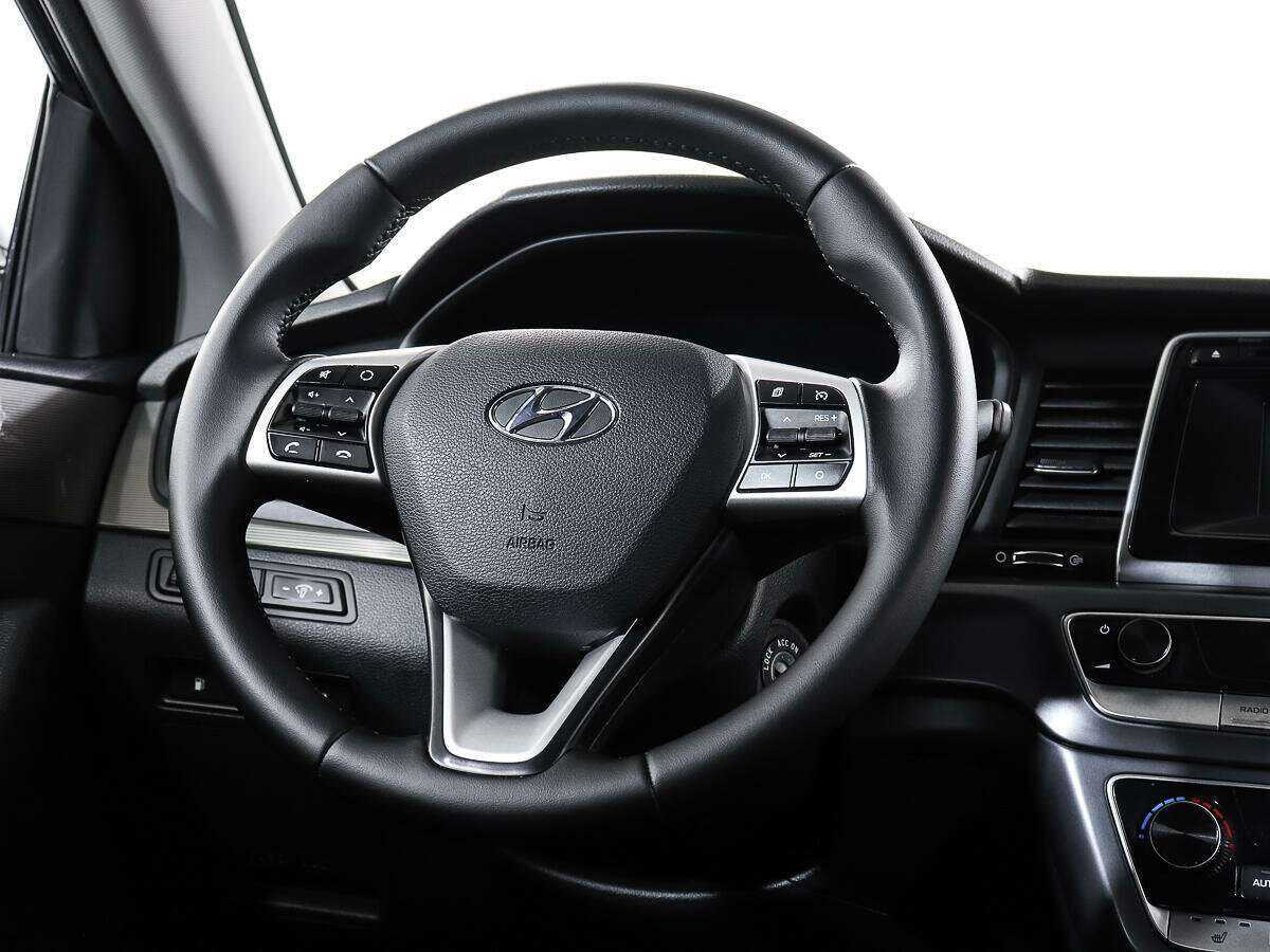 Hyundai Sonata 2018 года с пробегом. Фото: #13