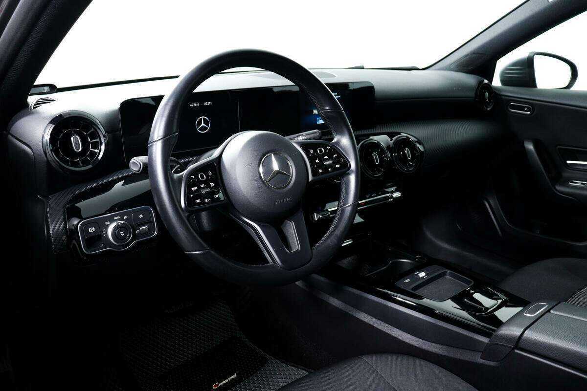 Mercedes-Benz A-Класс 2019 года с пробегом. Фото: #12