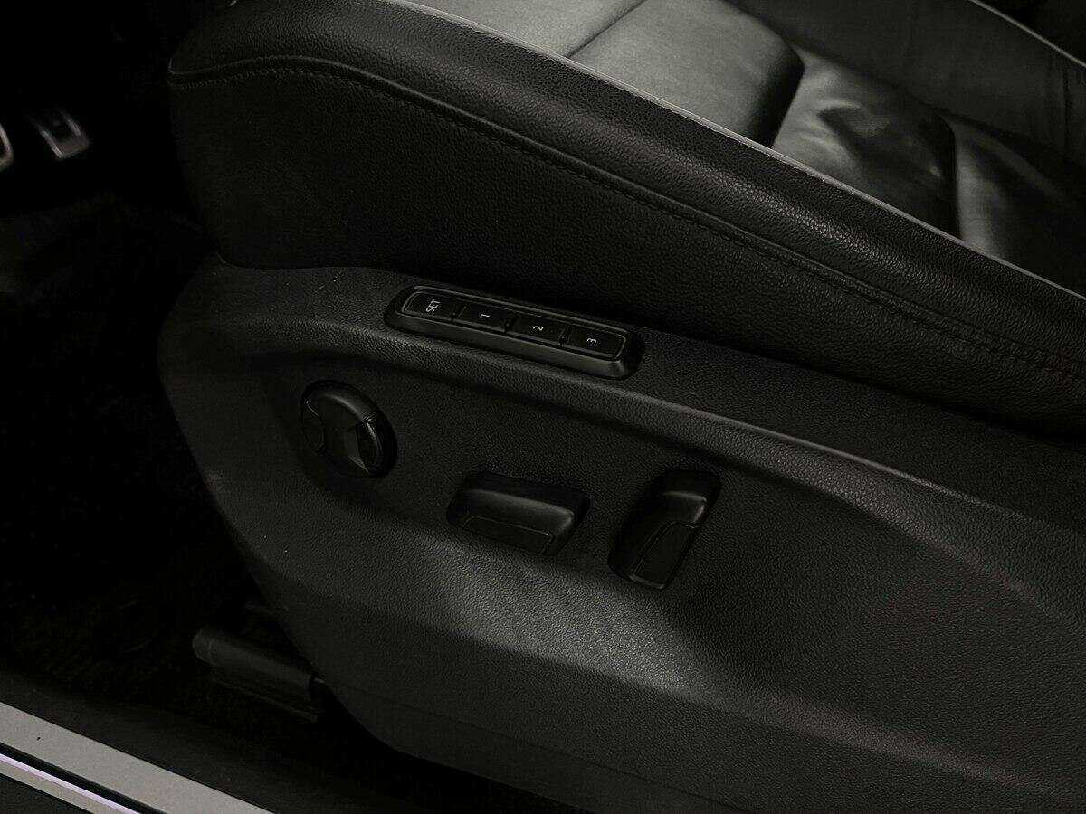 Б/У Фольксваген Тигуан 2018 года. Фото: #11