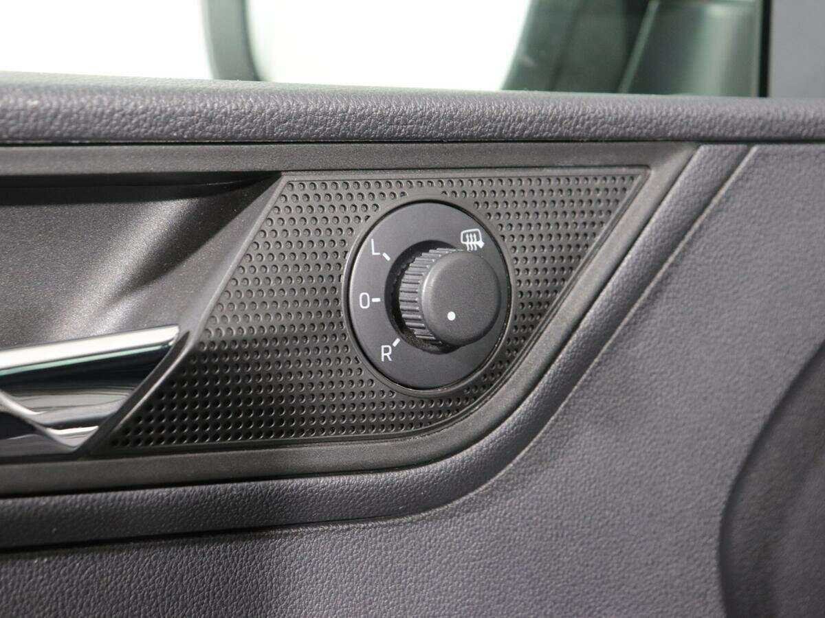 Б/У Шкода Рапид 2020 года. Фото: #10