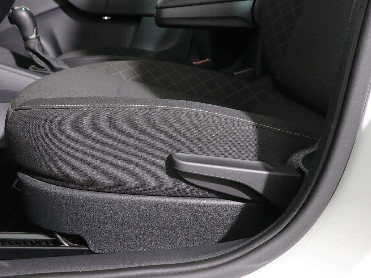 Б/У Шкода Рапид 2020 года. Фото: #12