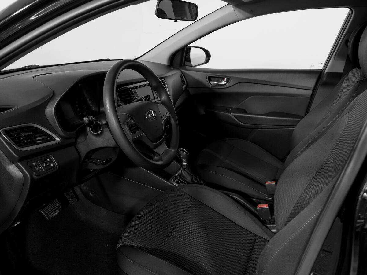 Б/У Хендай Солярис 2018 года. Фото: #12