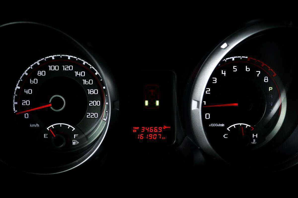 Б/У Митсубиши Паджеро 2012 года. Фото: #9