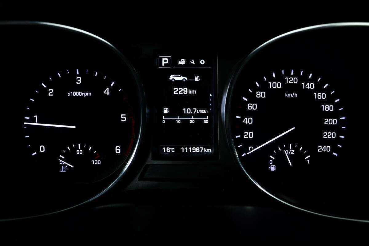 Б/У Хендай Санта Фе 2016 года. Фото: #9