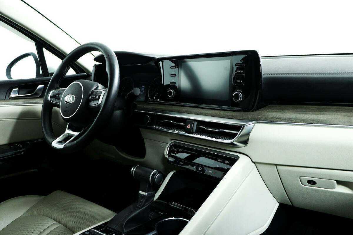 Б/У Киа К5 2021 года. Фото: #8