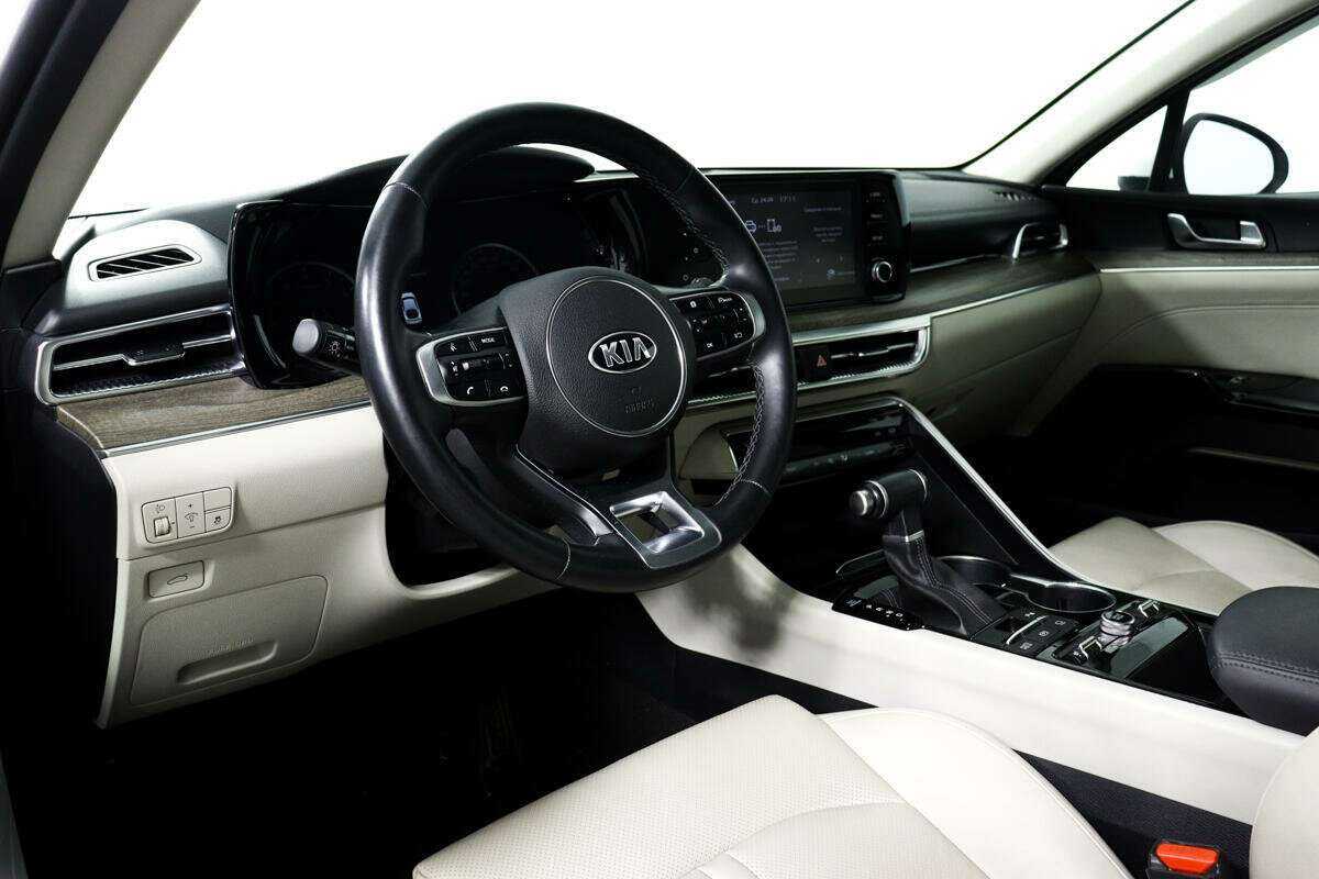 Б/У Киа К5 2021 года. Фото: #12