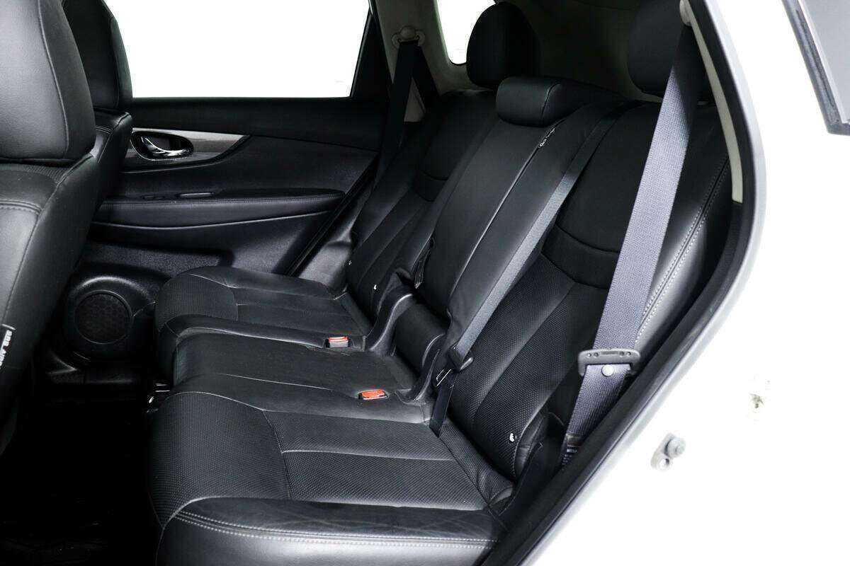 Б/У Ниссан Икс-Трейл 2018 года. Фото: #11