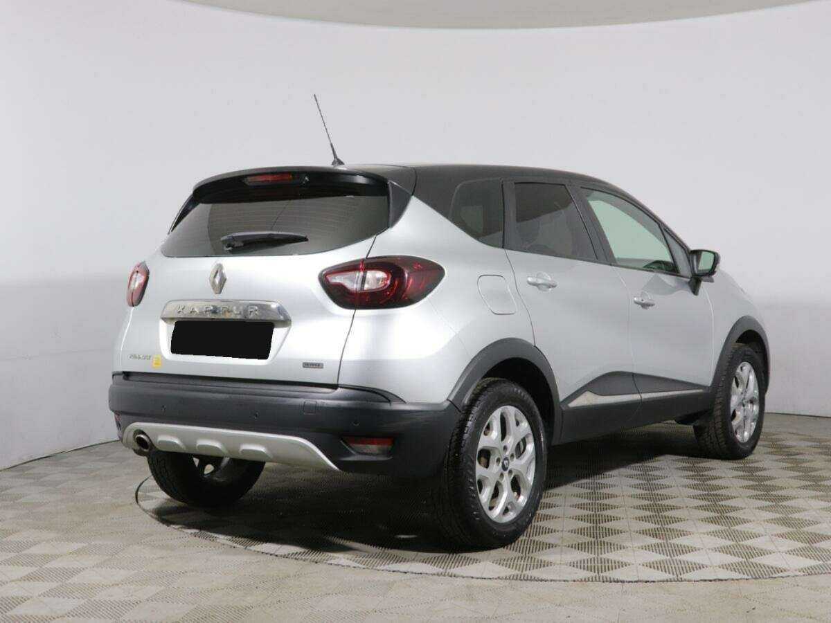 Renault Kaptur 2016 года с пробегом. Фото: #4
