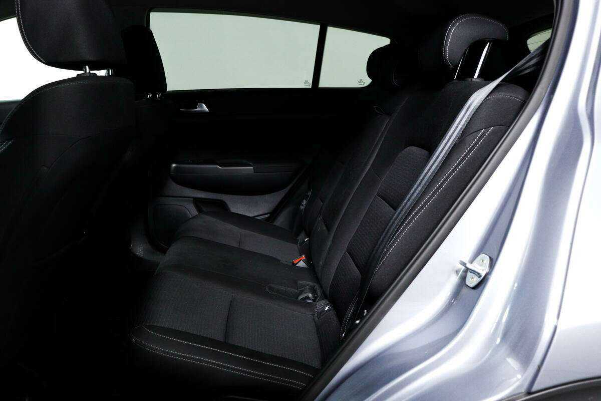 Б/У Киа Спортейдж 2021 года. Фото: #11