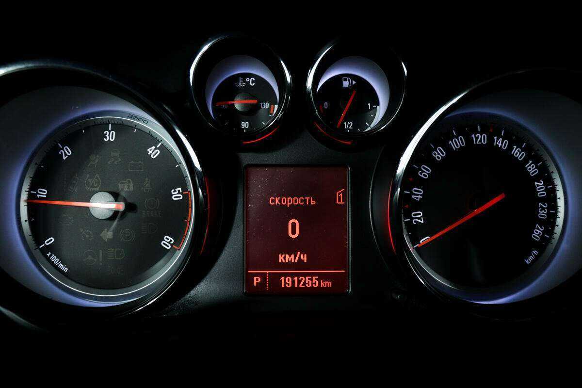 Б/У Опель Зафира 2012 года. Фото: #9