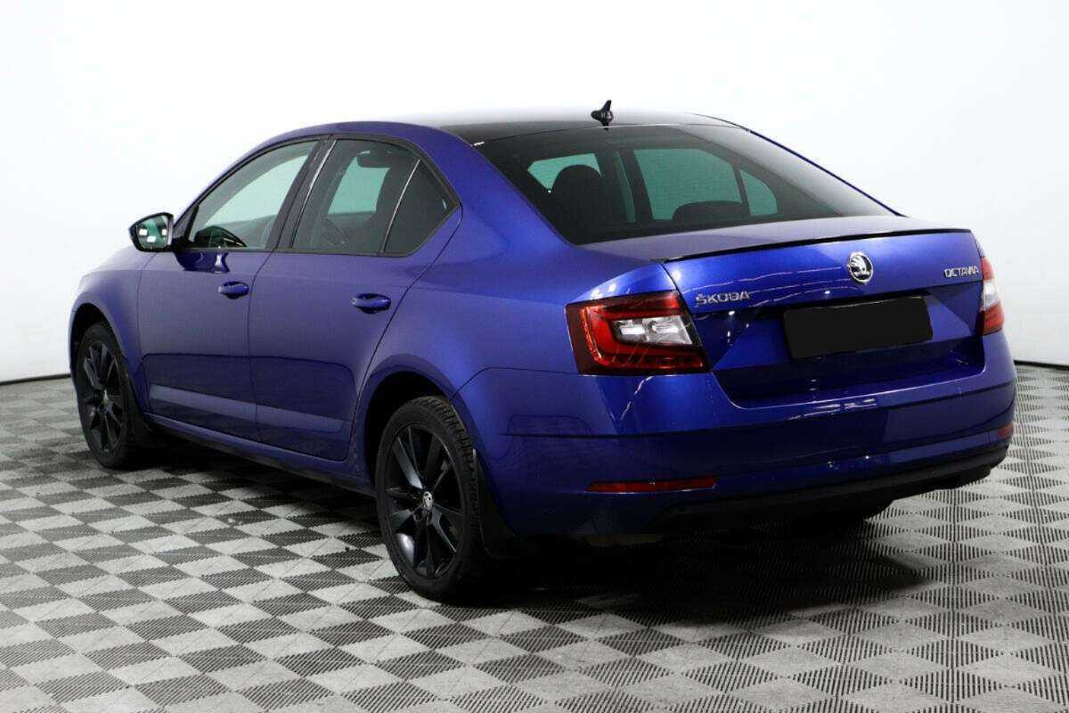 Б/У Шкода Октавия 2018 года. Фото: #6
