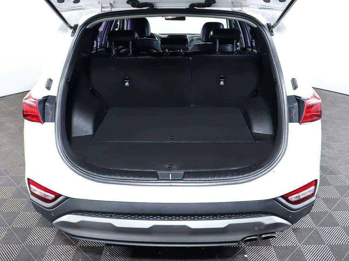 Hyundai Santa Fe 2018 года с пробегом. Фото: #15