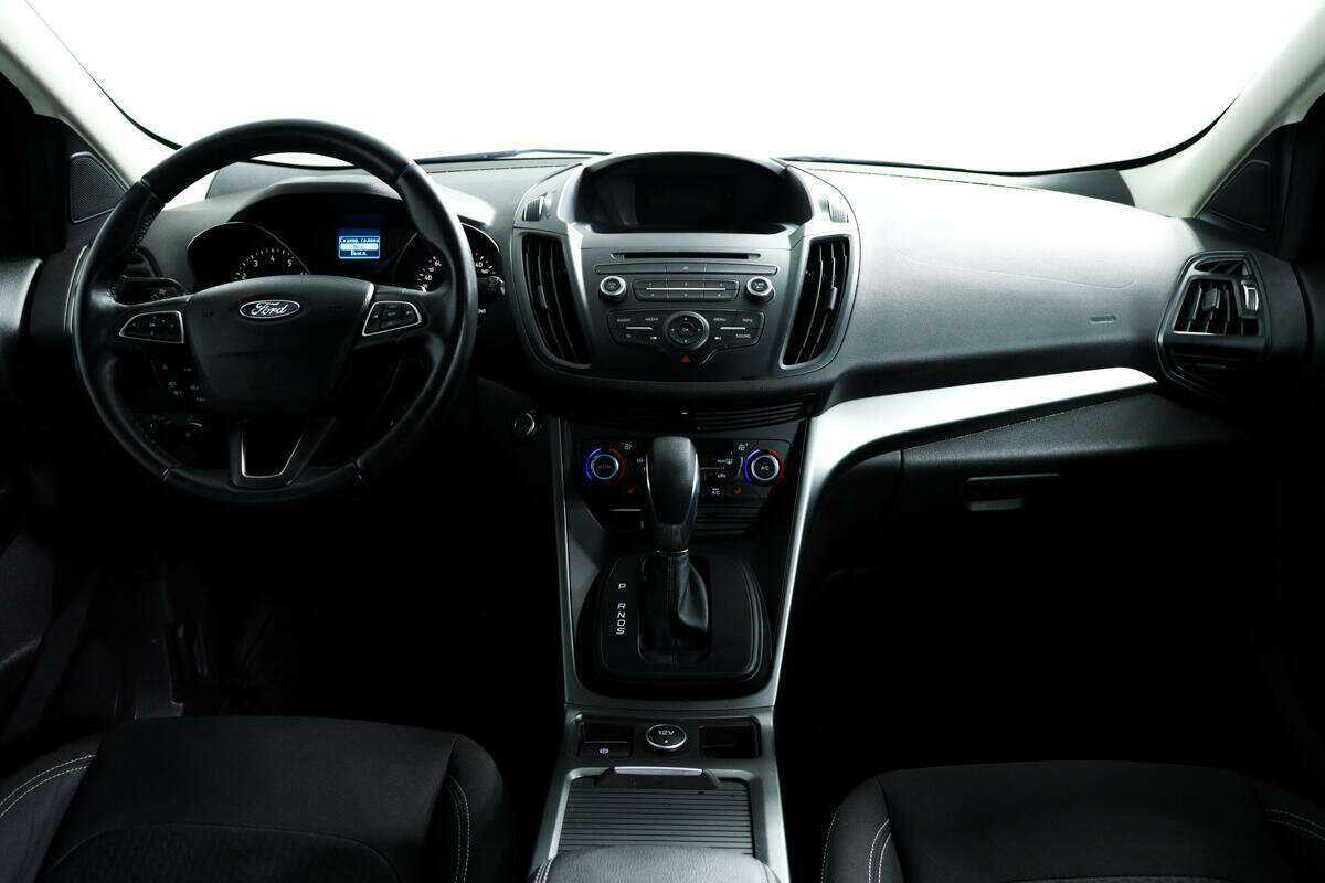 Б/У Форд Куга 2018 года. Фото: #10