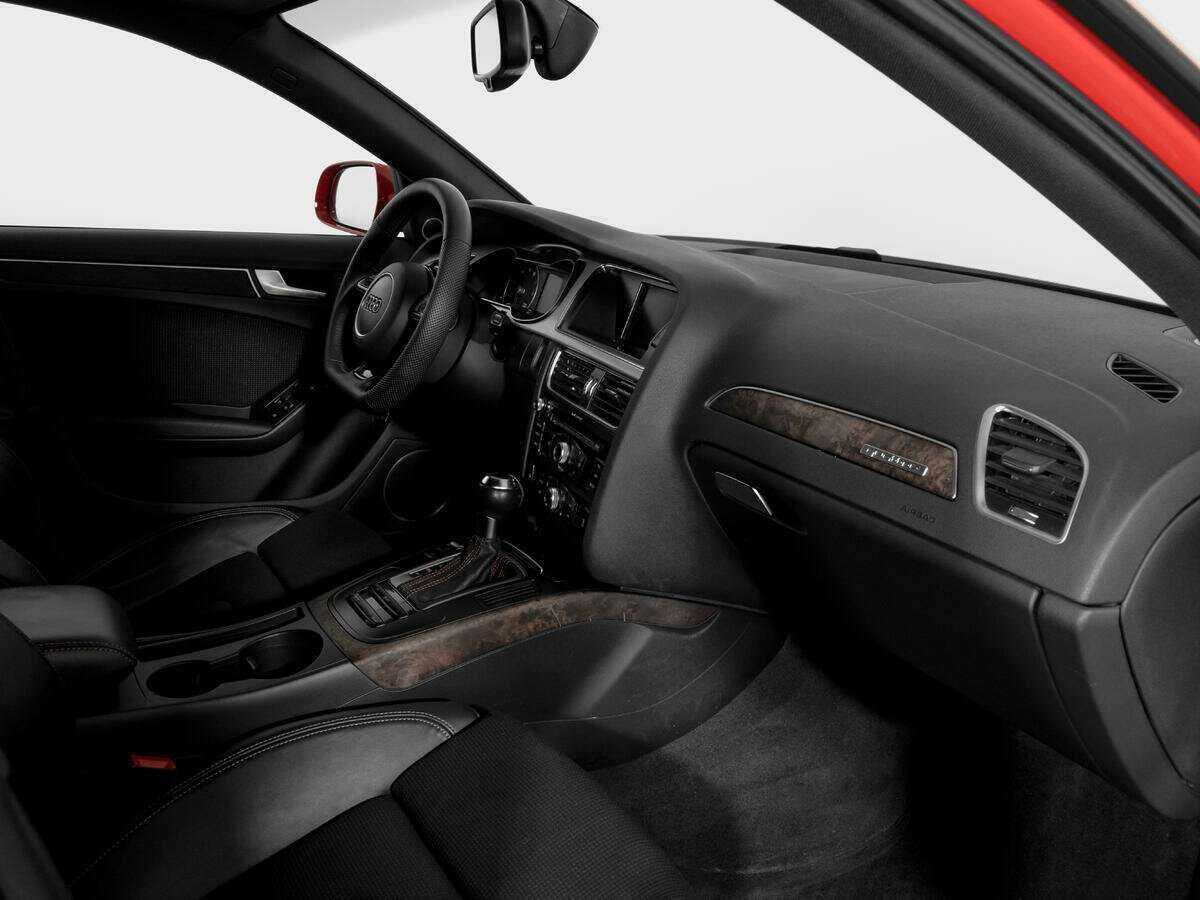 Audi A4 2015 года с пробегом. Фото: #7