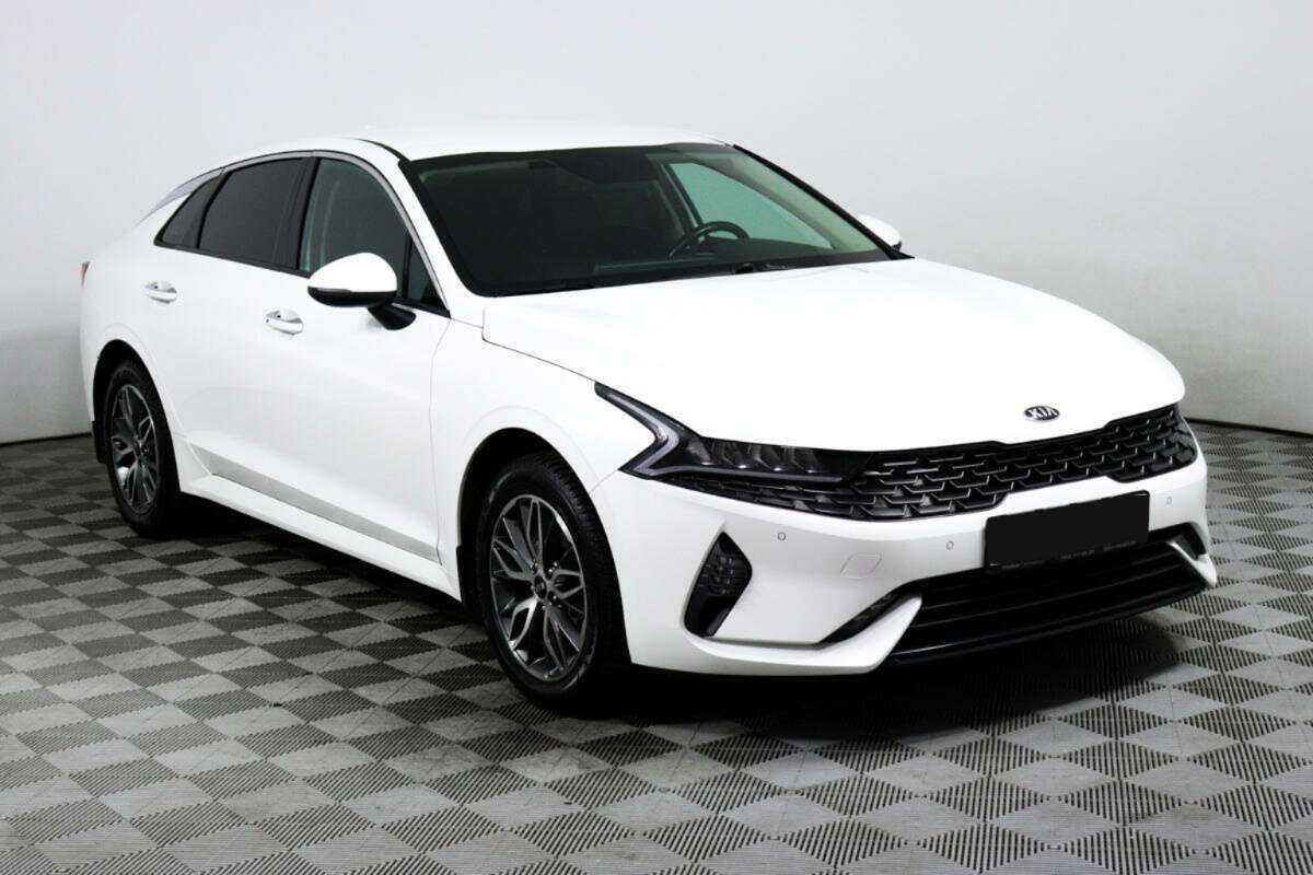 Б/У Киа К5 2021 года. Фото: #2