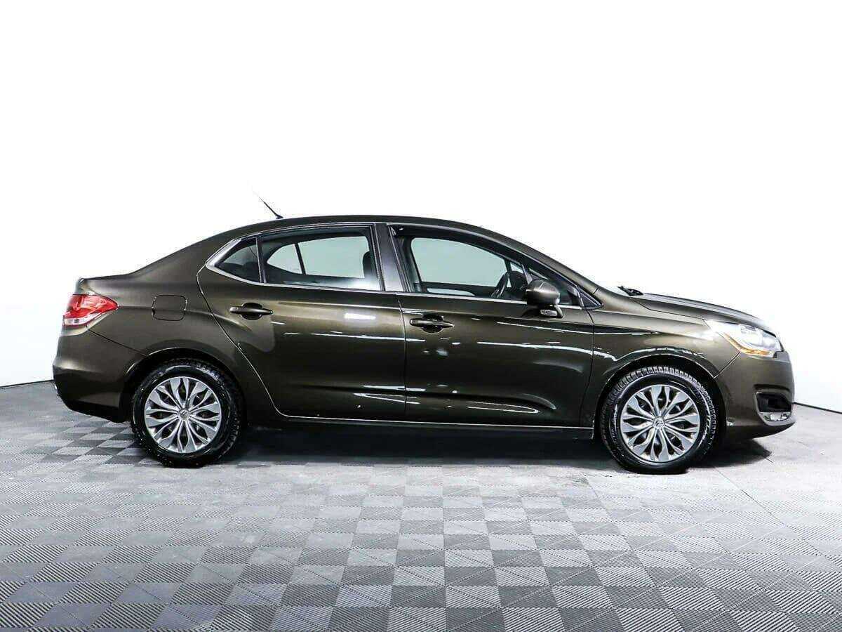 Б/У Ситроен Ц4 2016 года. Фото: #3