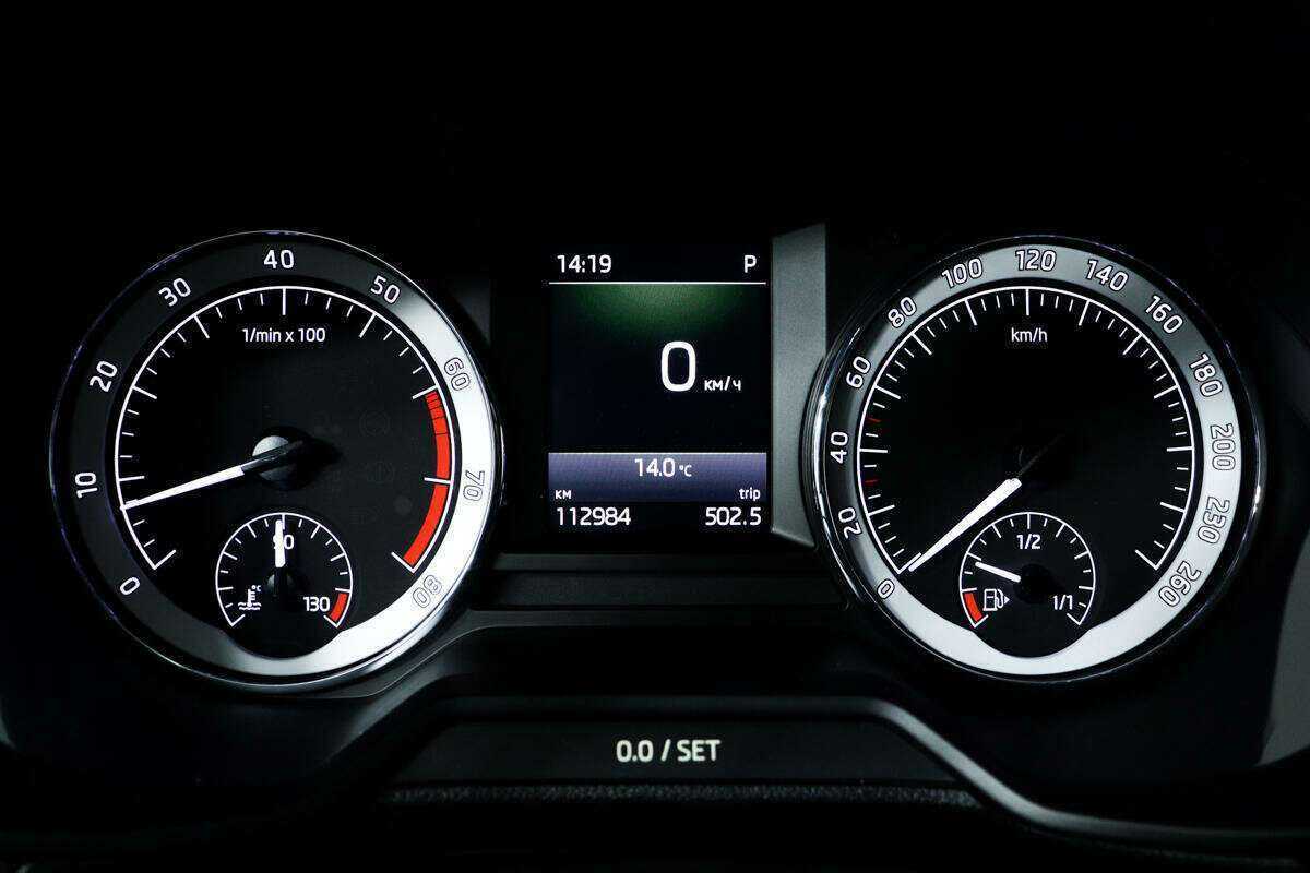 Б/У Шкода Октавия 2017 года. Фото: #9