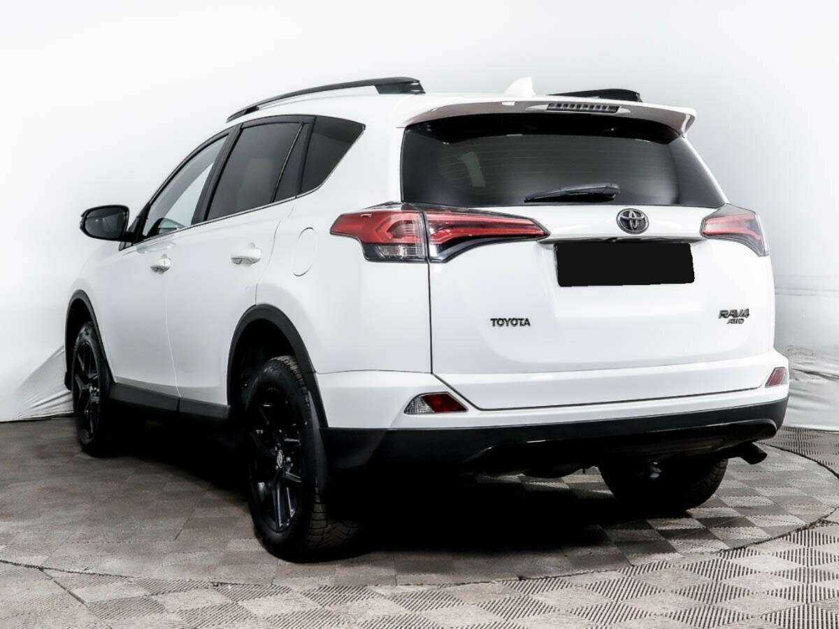 Toyota RAV4 2019 года с пробегом. Фото: #4