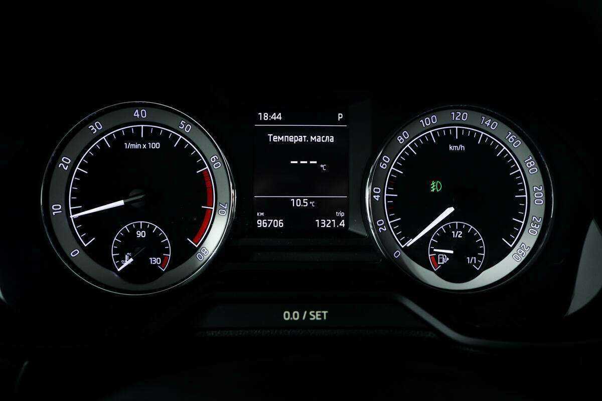 Б/У Шкода Октавия 2019 года. Фото: #8