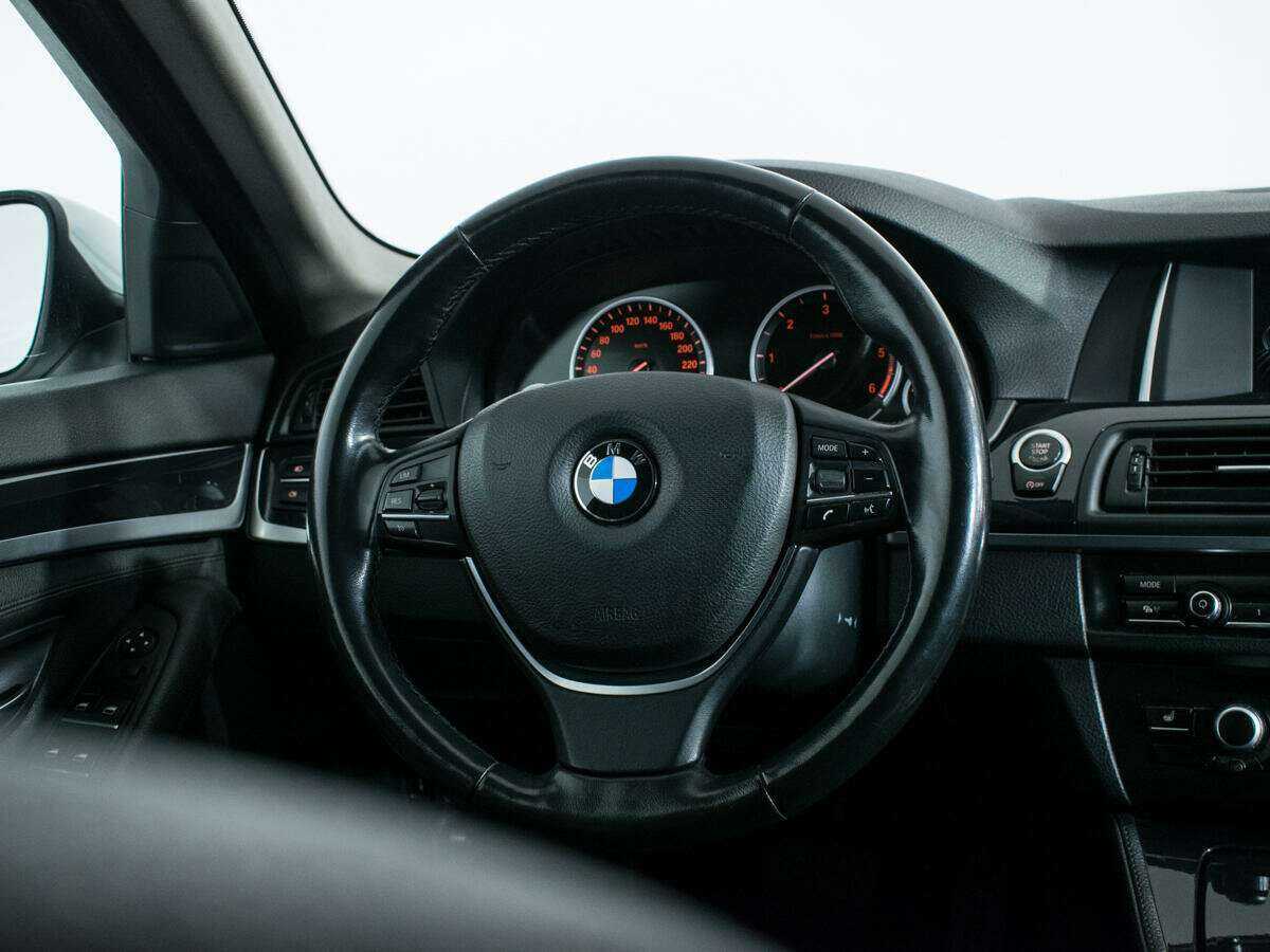 BMW 5 серии 2016 года с пробегом. Фото: #13