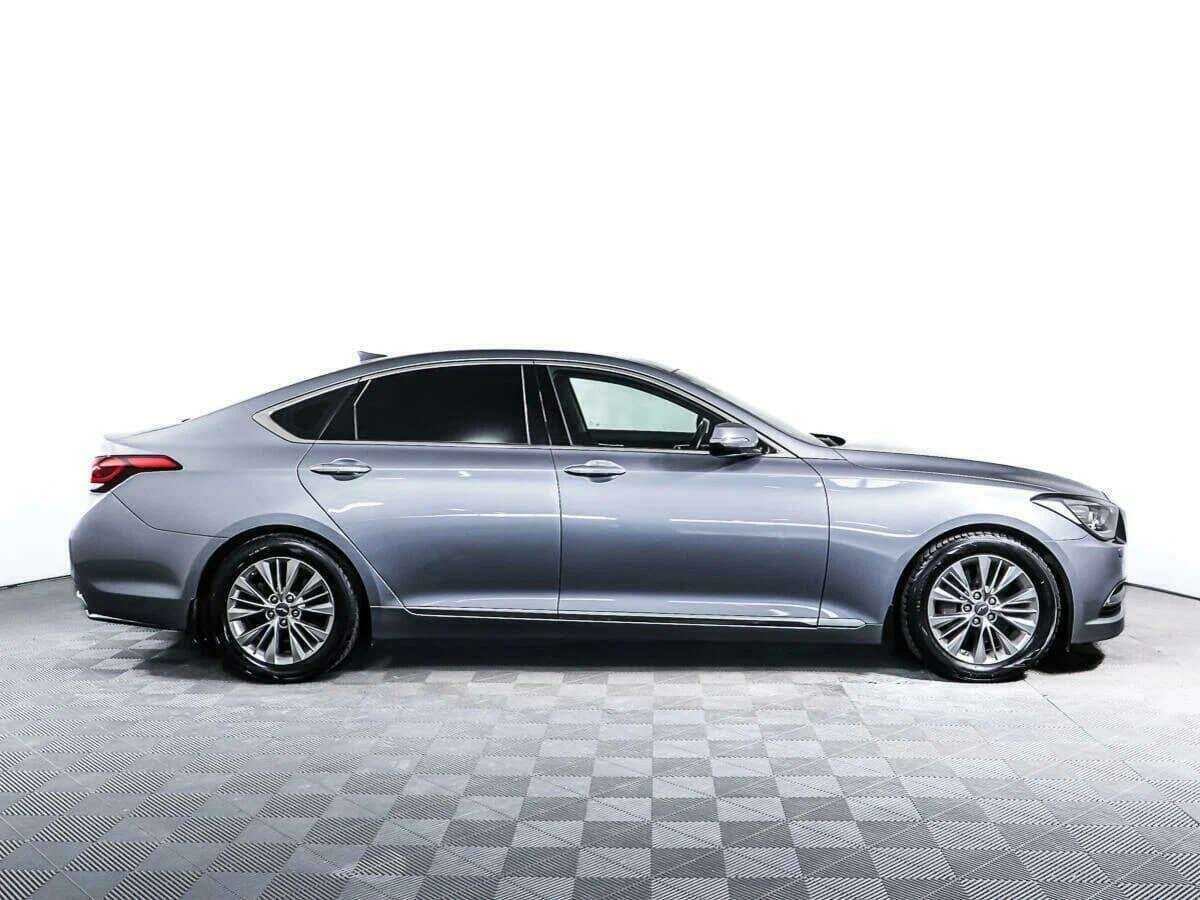 Hyundai Genesis 2014 года с пробегом. Фото: #3