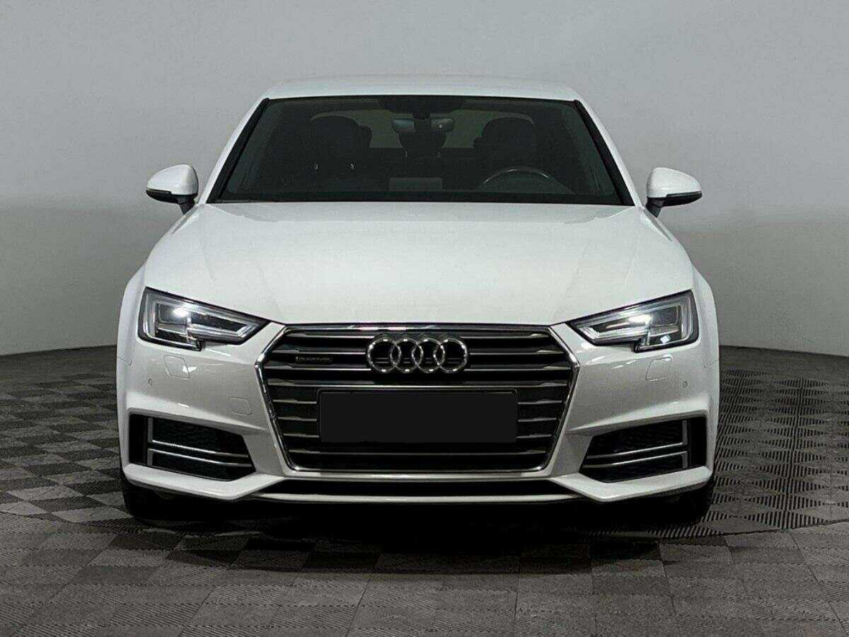 Audi A4 2017 года с пробегом. Фото: #1