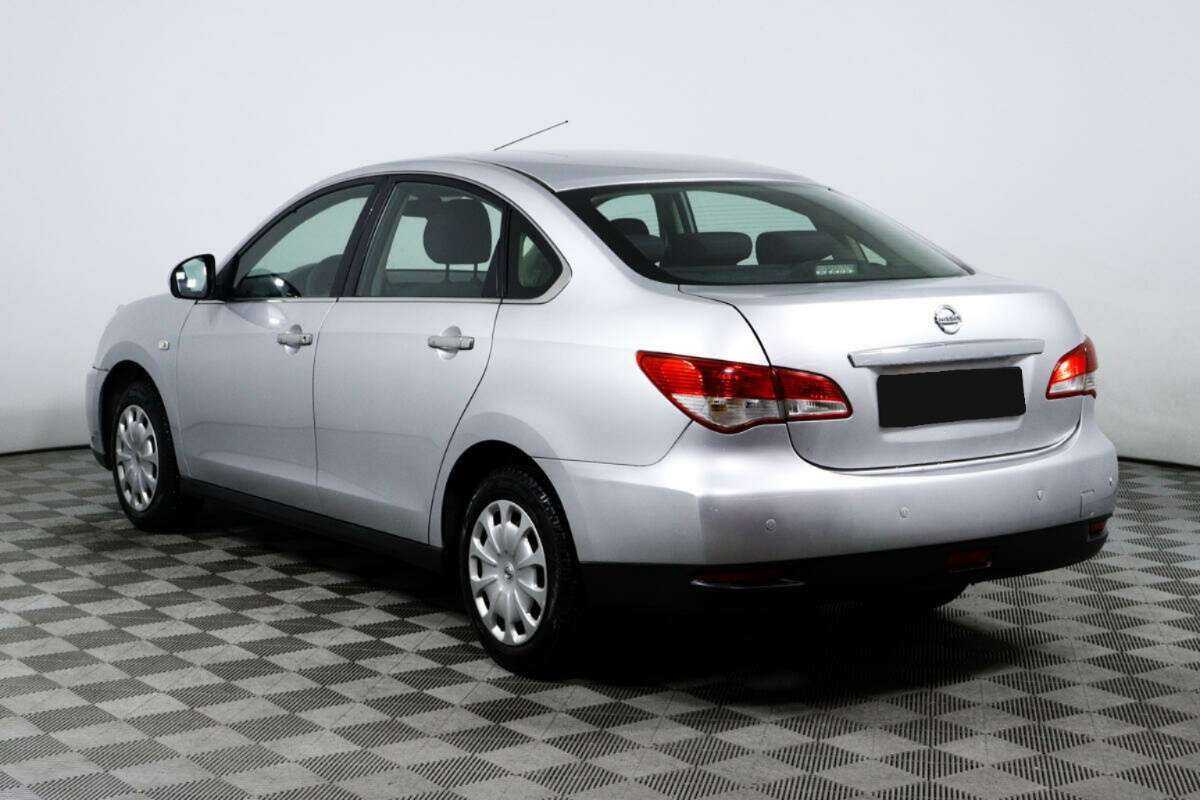 Б/У Ниссан Альмера 2014 года. Фото: #6