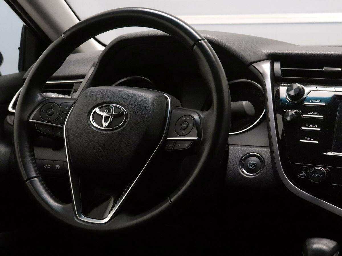 Toyota Camry 2019 года с пробегом. Фото: #10