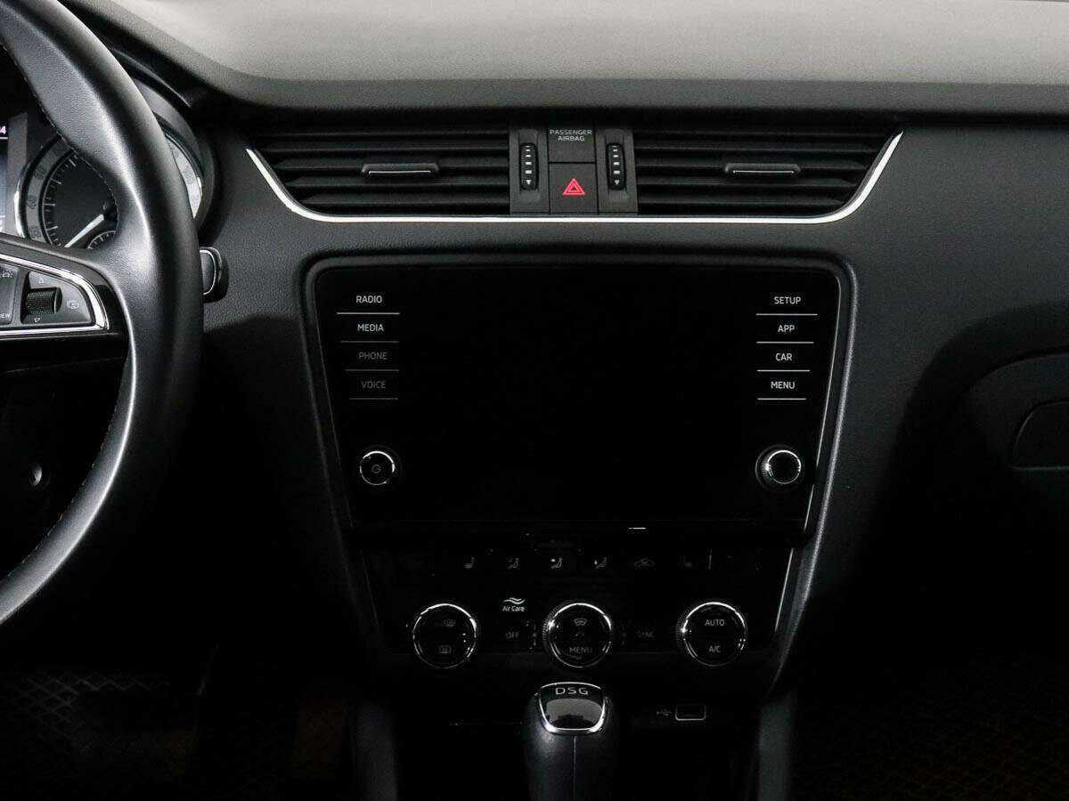 Б/У Шкода Октавия 2020 года. Фото: #10