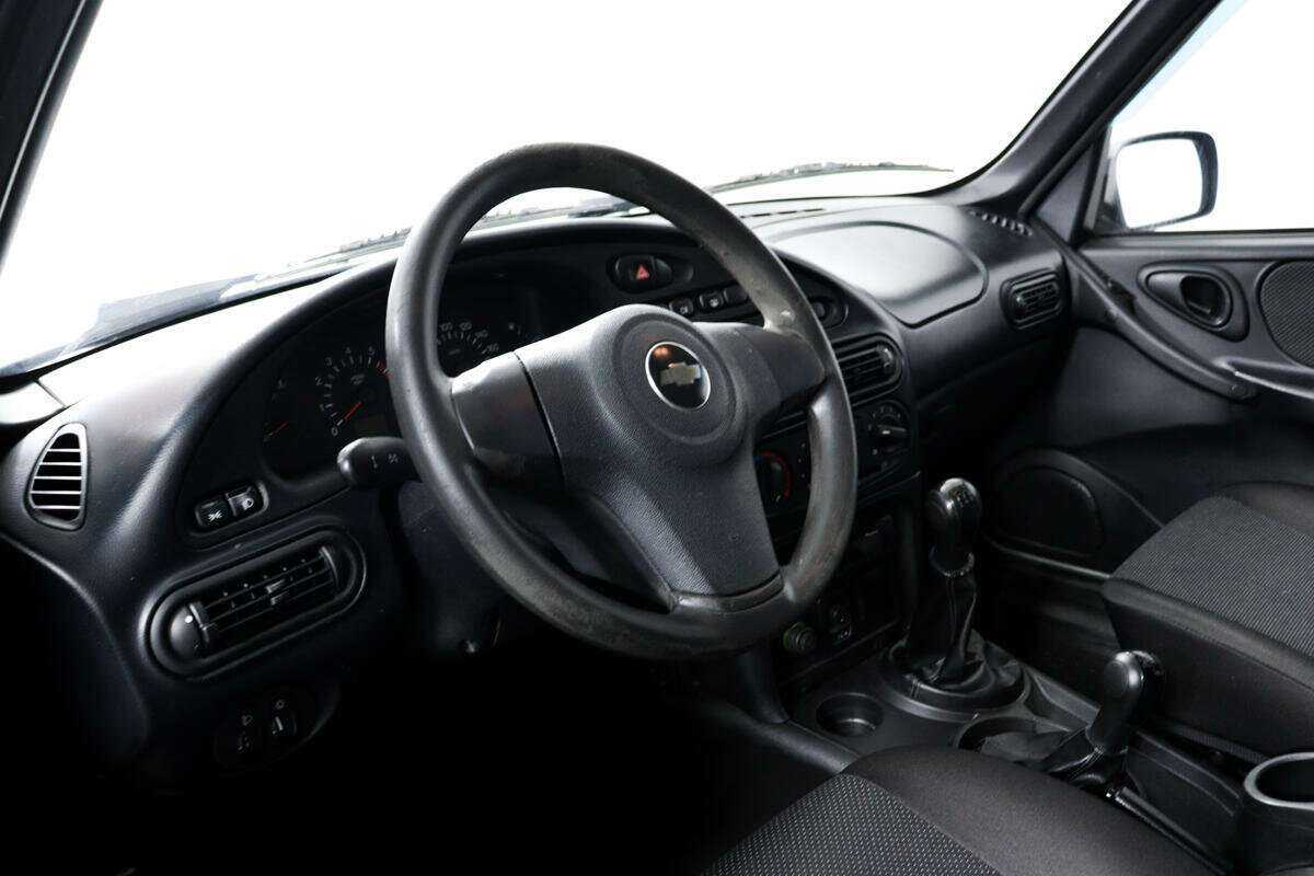 Б/У Шевроле Нива 2014 года. Фото: #12