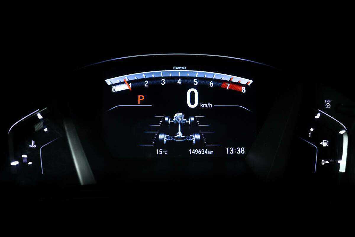 Б/У Хонда ЦР-В 2017 года. Фото: #9