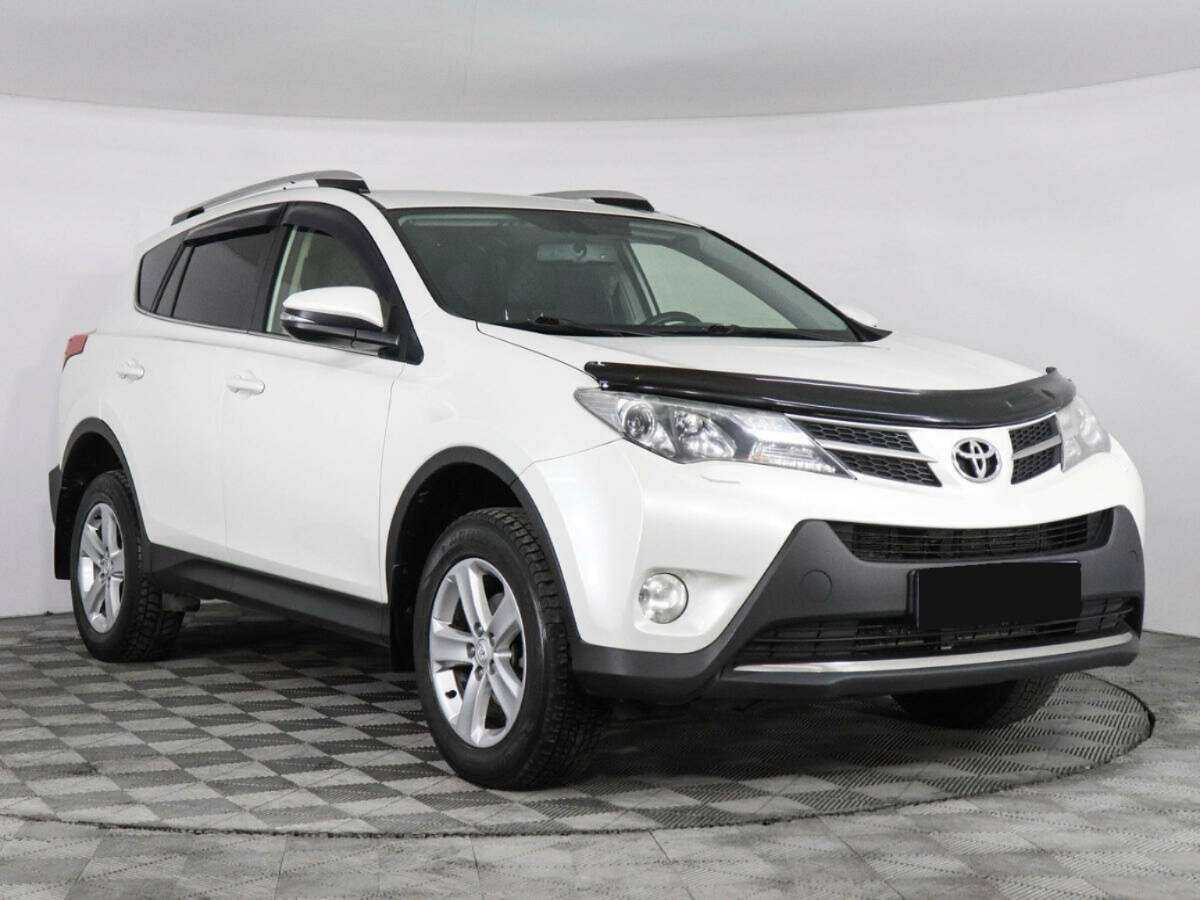 Toyota RAV4 2014 года с пробегом. Фото: #2