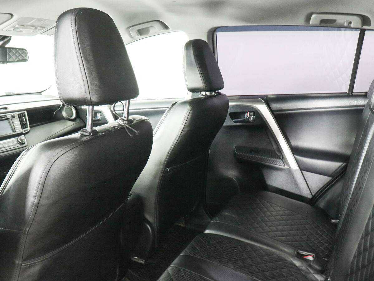 Toyota RAV4 2014 года с пробегом. Фото: #11