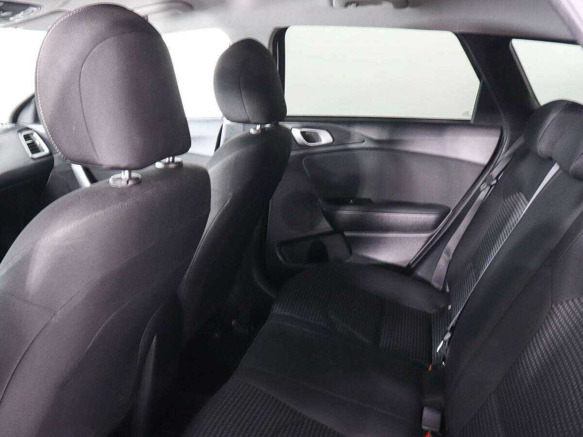 Kia Ceed 2019 года с пробегом. Фото: #11