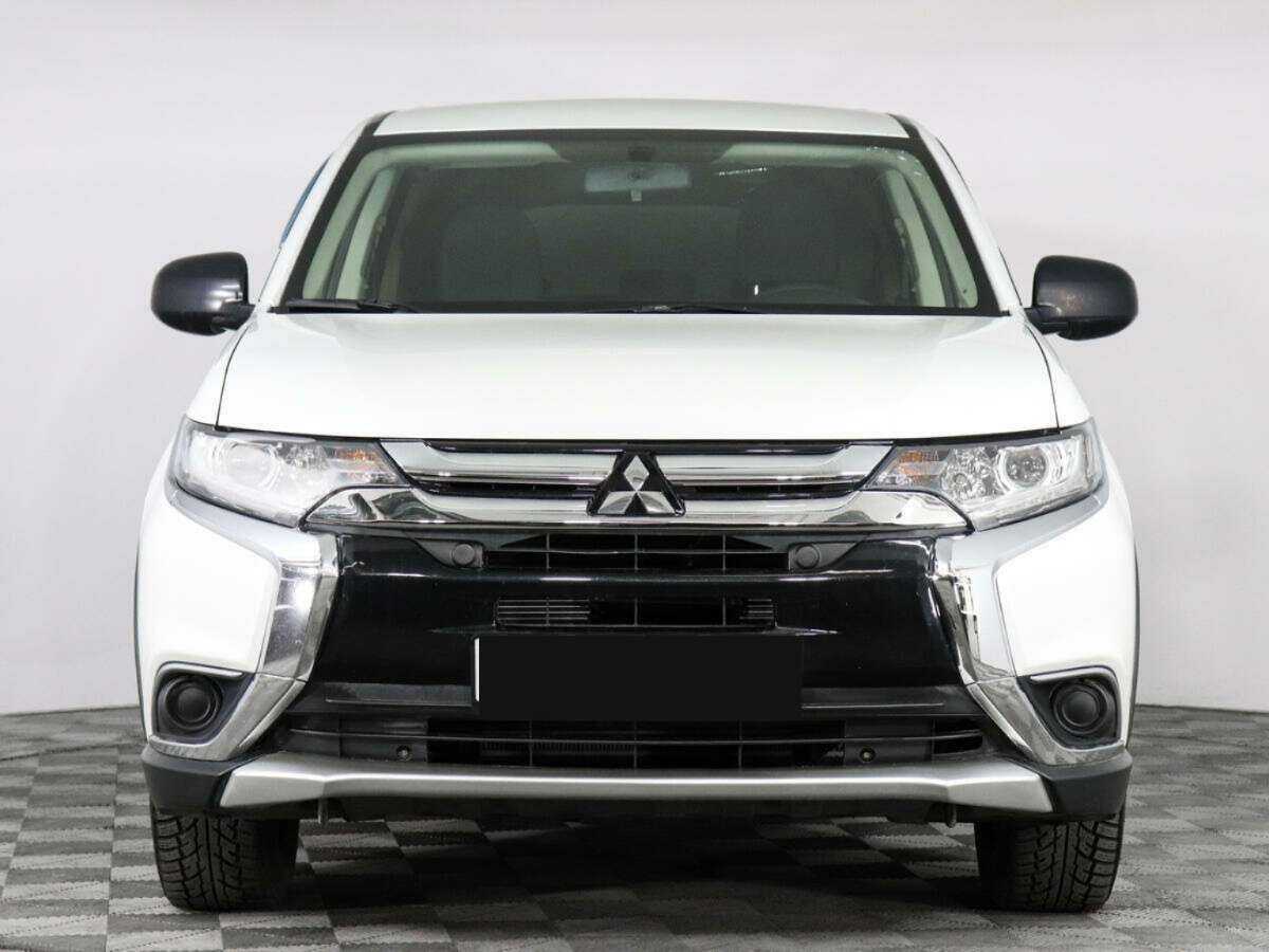 Mitsubishi Outlander 2015 года с пробегом. Фото: #1