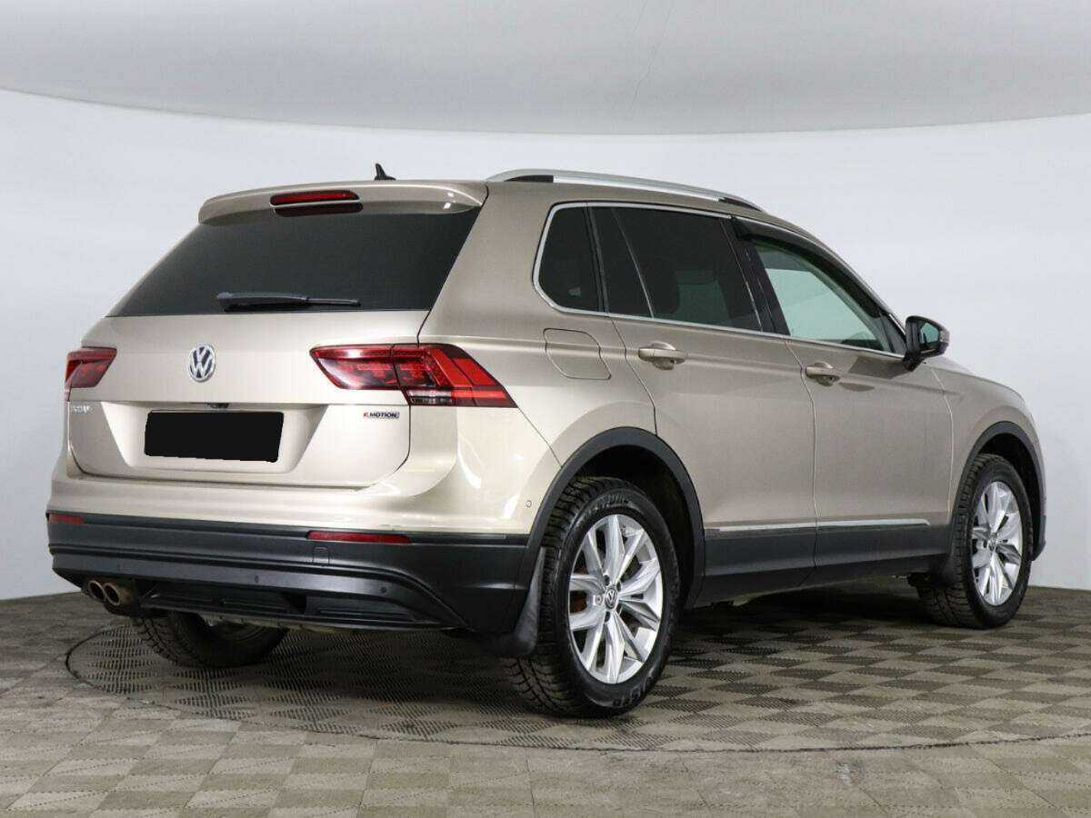 Volkswagen Tiguan 2018 года с пробегом. Фото: #4