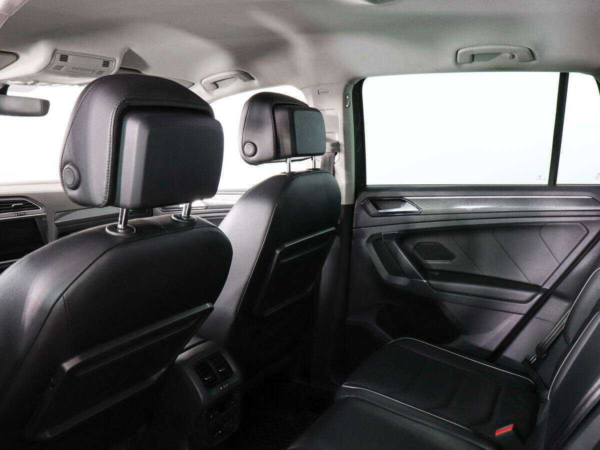 Volkswagen Tiguan 2018 года с пробегом. Фото: #7