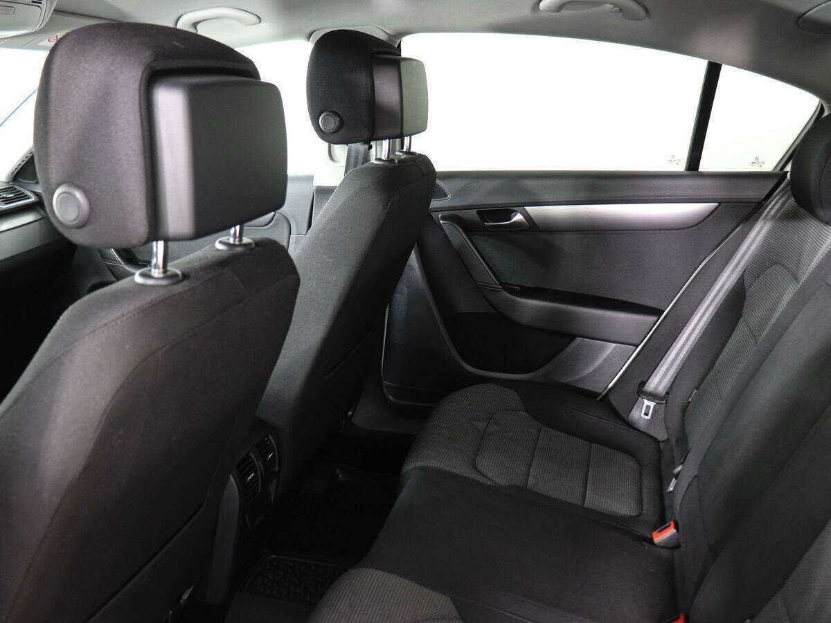 Volkswagen Passat 2013 года с пробегом. Фото: #11