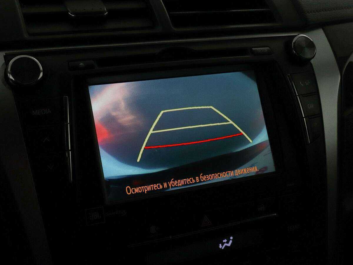 Toyota Camry 2015 года с пробегом. Фото: #15