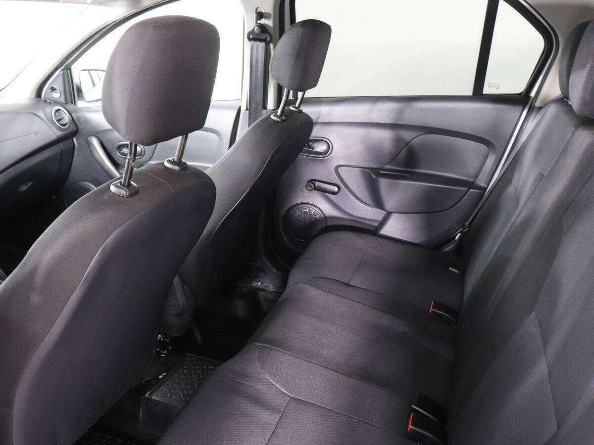 Renault Logan 2014 года с пробегом. Фото: #7