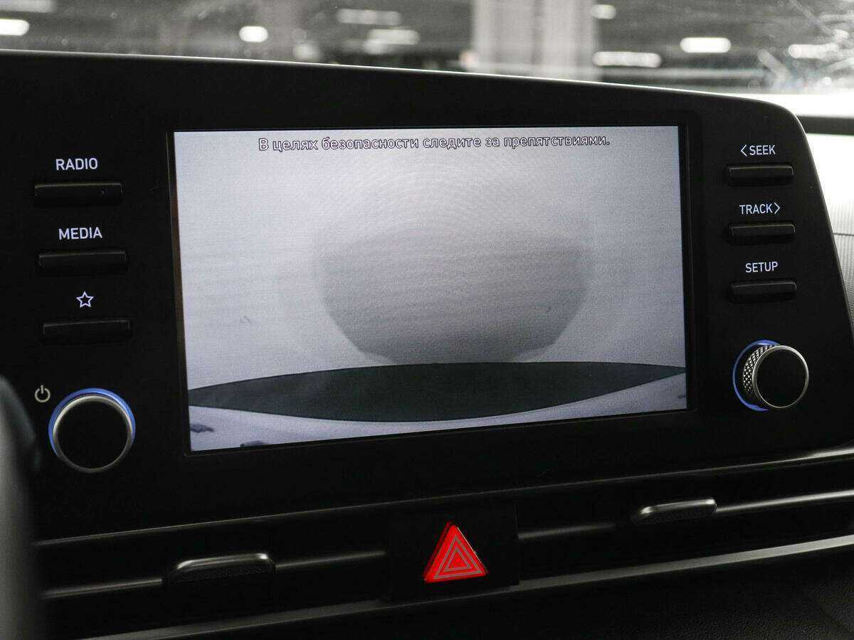 Hyundai Elantra 2021 года с пробегом. Фото: #12