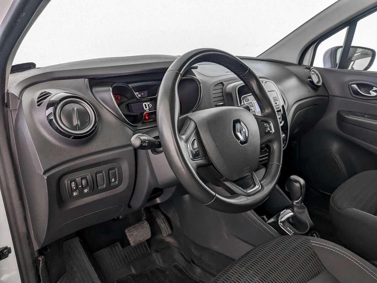 Б/У Рено Каптюр 2019 года. Фото: #13